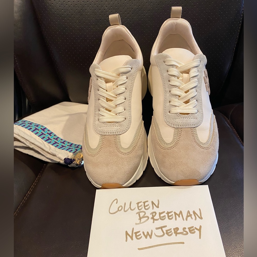 ✨Tory Burch Sneakers Good Luck Trainers Womens 8.5 Beige/Ivory Athleisure Luxury